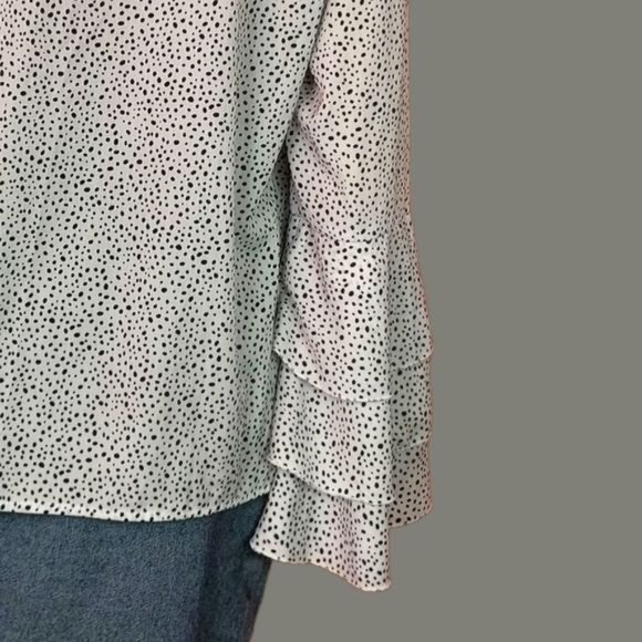 Shein Long ruffle sleeve v-neck blouse - Picture 5 of 8